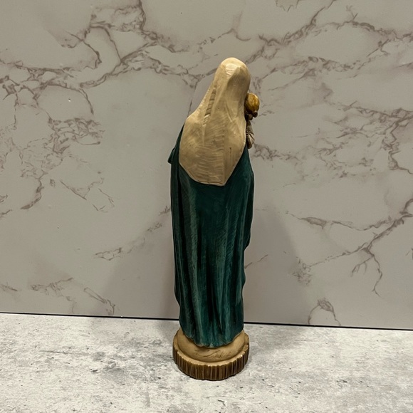 Signed by ‘A. Lucchesi Faro’ Virgin Mary w/ Baby Jesus statue ITALY vintage - Picture 6 of 16